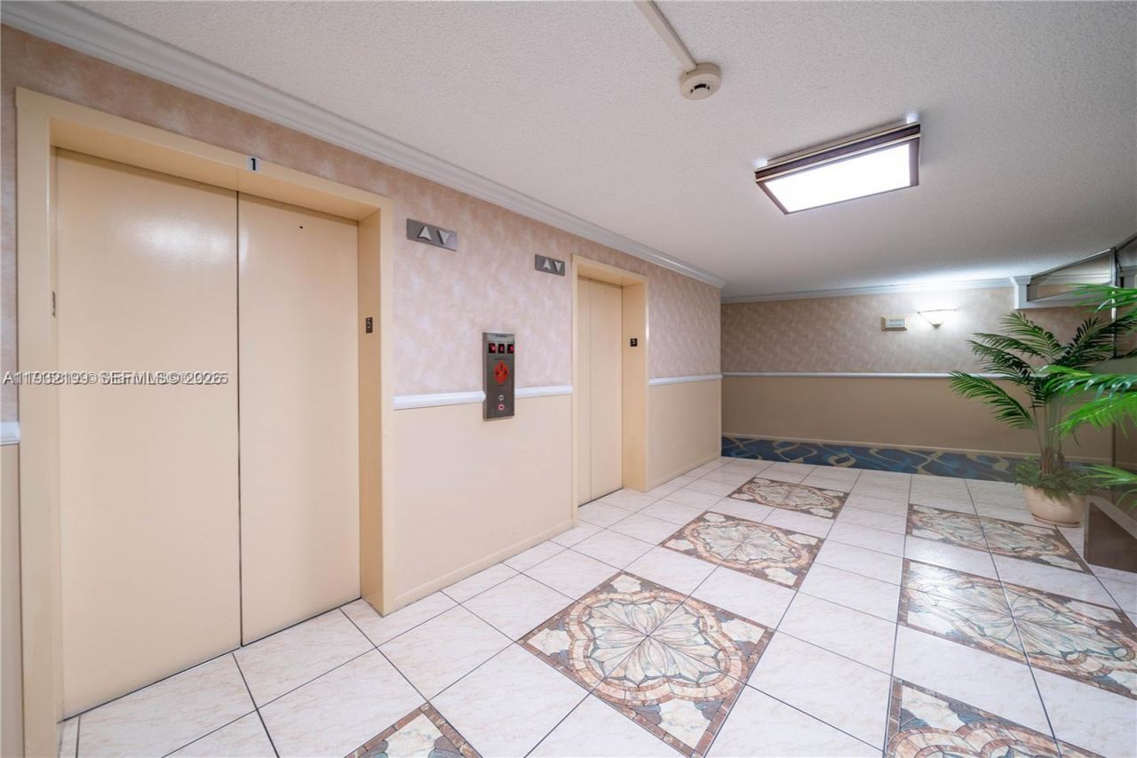 3800 S Ocean Dr, Unit 1117, Hollywood, FL 33019 Photo