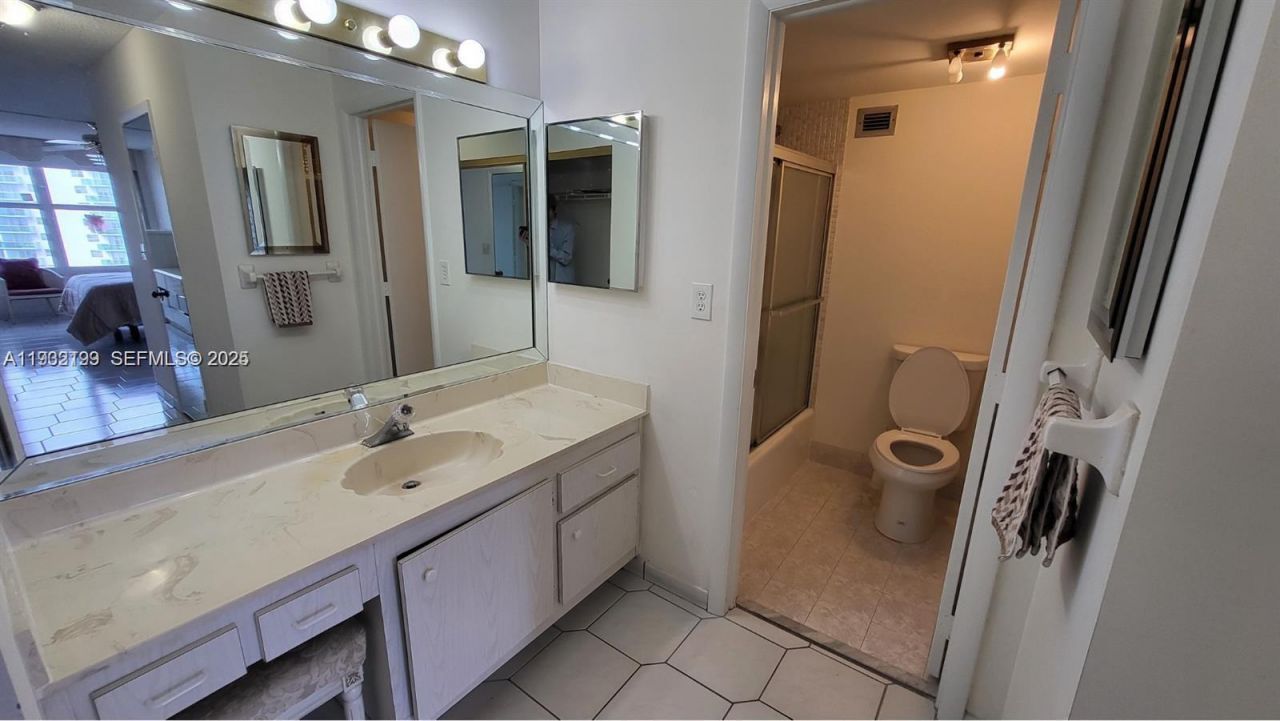 3800 S Ocean Dr, Unit 1117, Hollywood, FL 33019 Photo