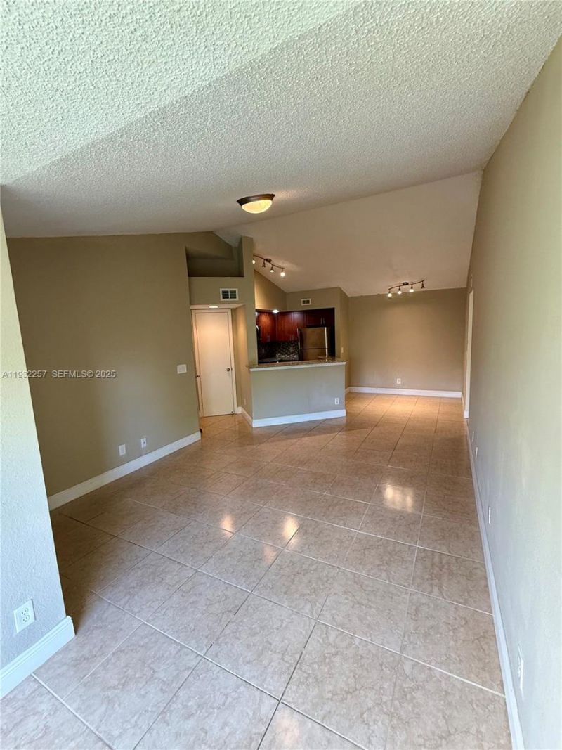 595 Vista Isles Dr, Unit 1923, Sunrise, FL 33325 Photo