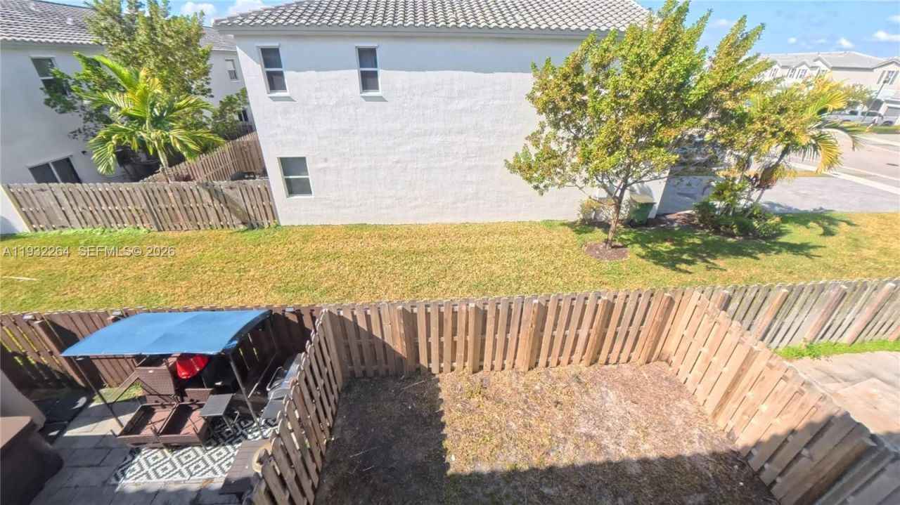 1114 SE 27th Ter, Unit ., Homestead, FL 33035 Photo