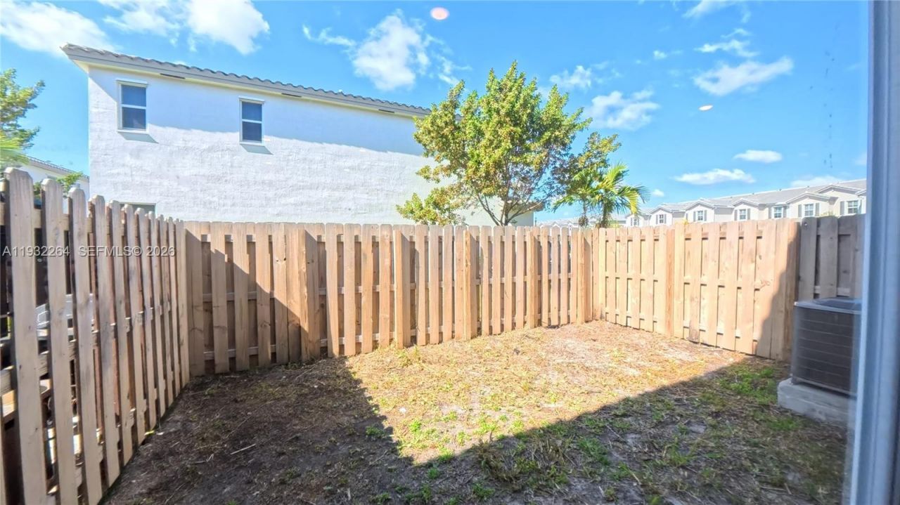 1114 SE 27th Ter, Unit ., Homestead, FL 33035 Photo