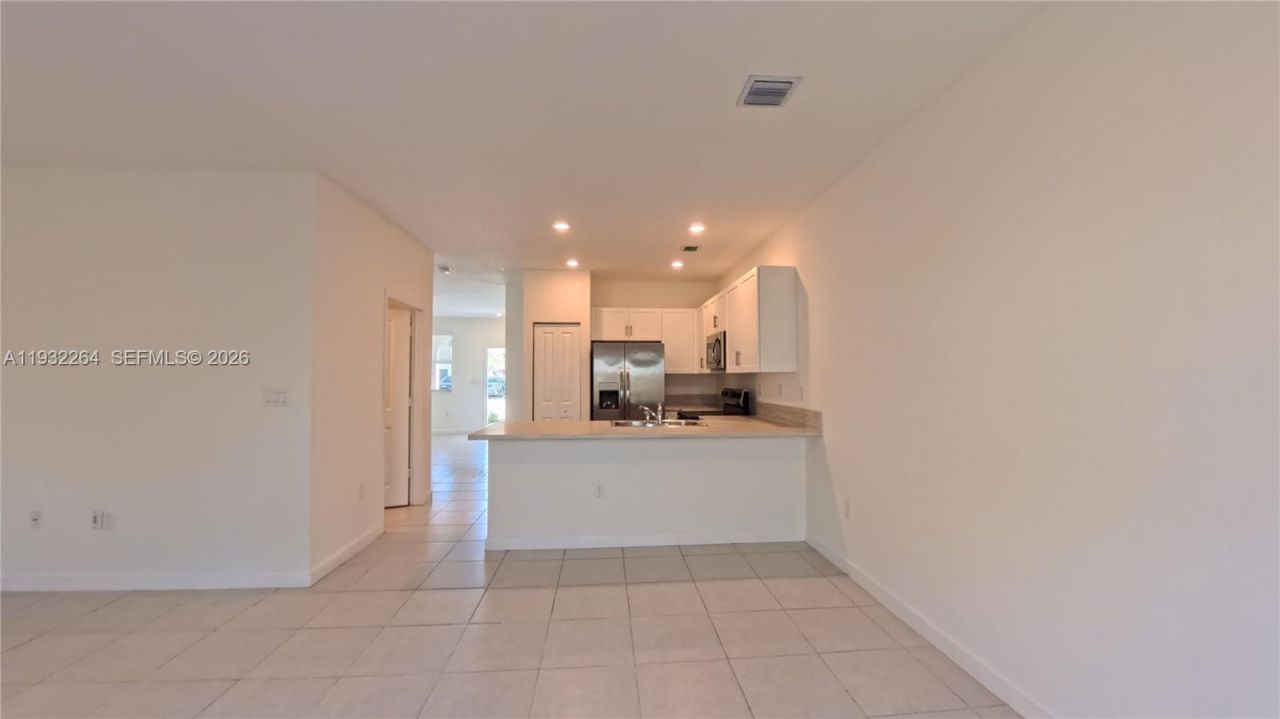 1114 SE 27th Ter, Unit ., Homestead, FL 33035 Photo