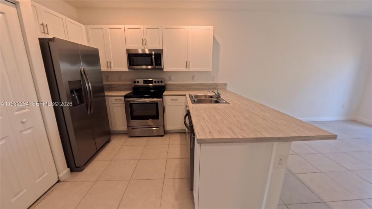 1114 SE 27th Ter, Unit ., Homestead, FL 33035 Photo