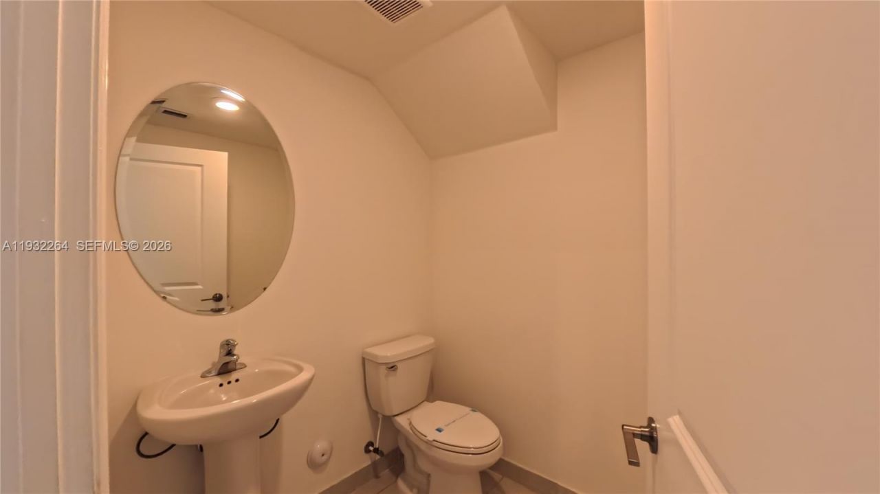 1114 SE 27th Ter, Unit ., Homestead, FL 33035 Photo