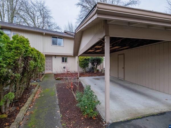 567 32nd #3 Av SE, Albany, OR 97322