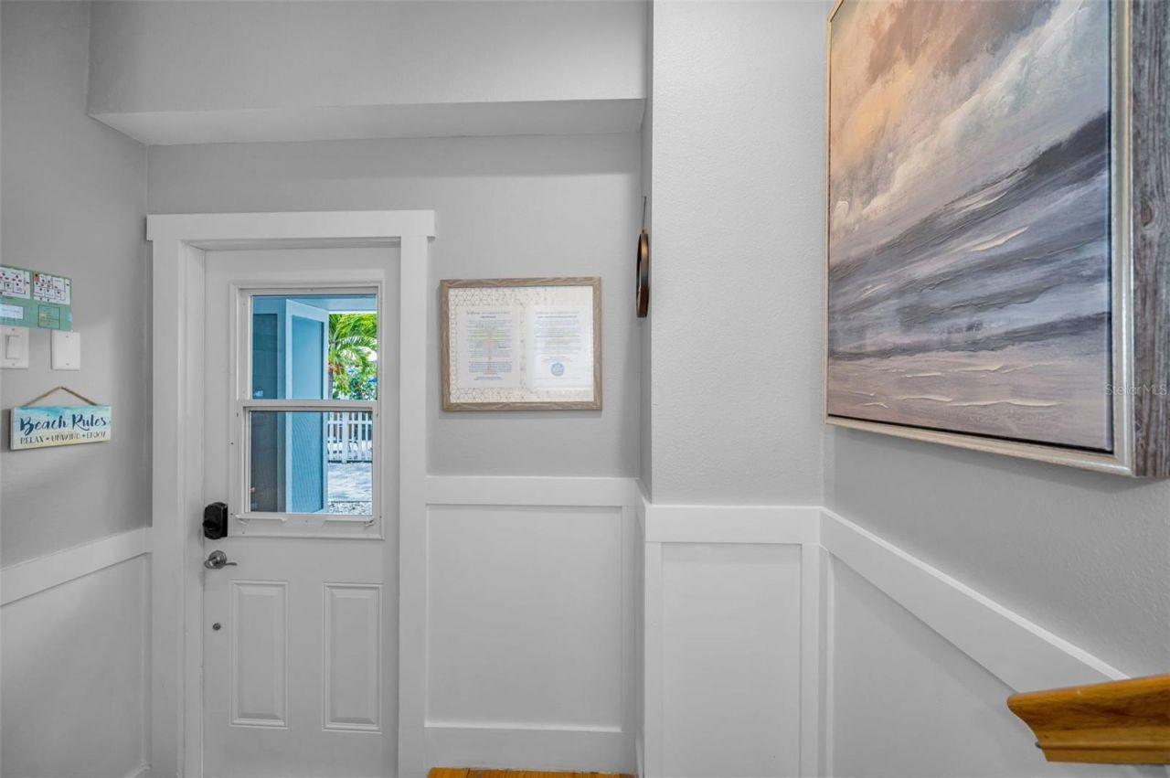 204 Gulf Boulevard, Indian Rocks Beach, FL 33785 Photo