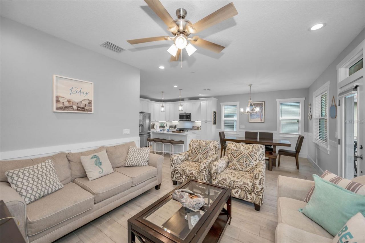 204 Gulf Boulevard, Indian Rocks Beach, FL 33785 Photo