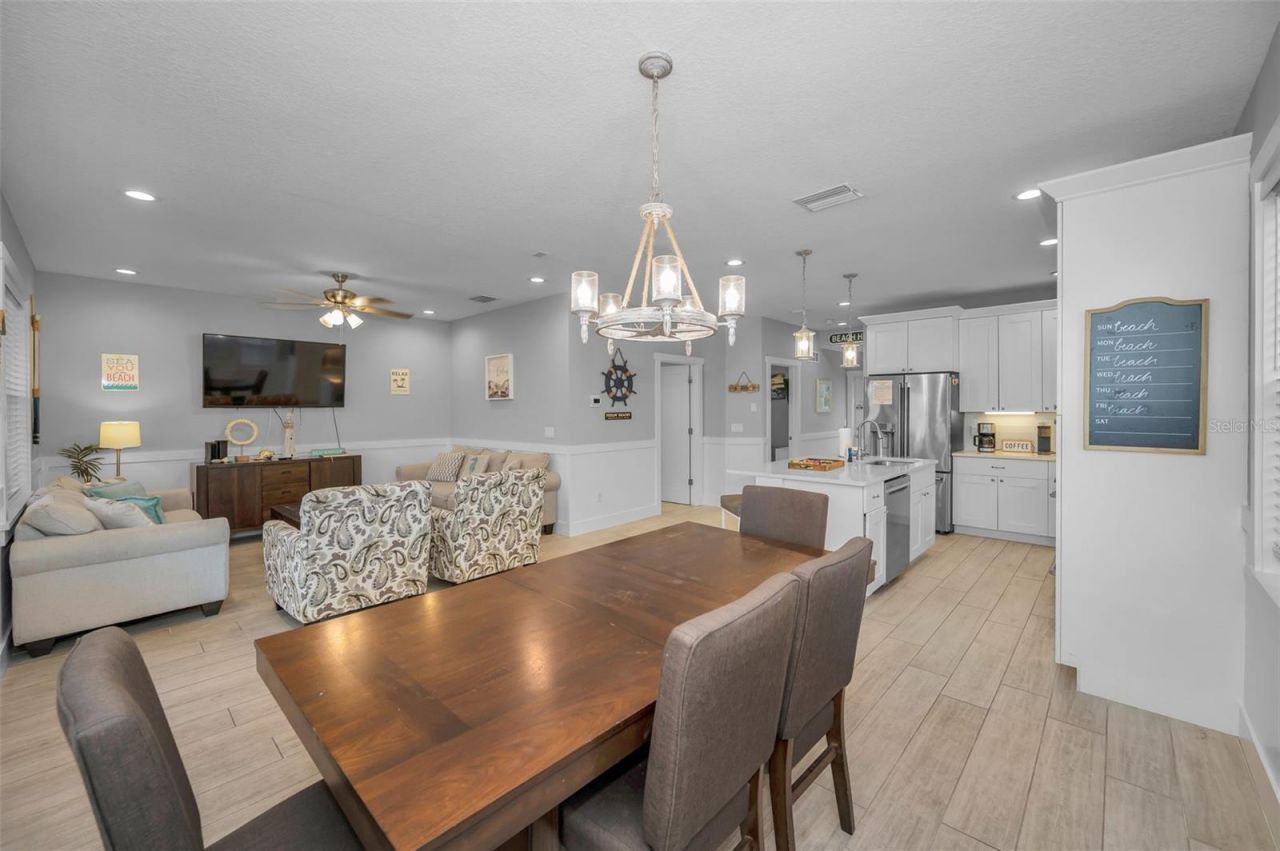 204 Gulf Boulevard, Indian Rocks Beach, FL 33785 Photo