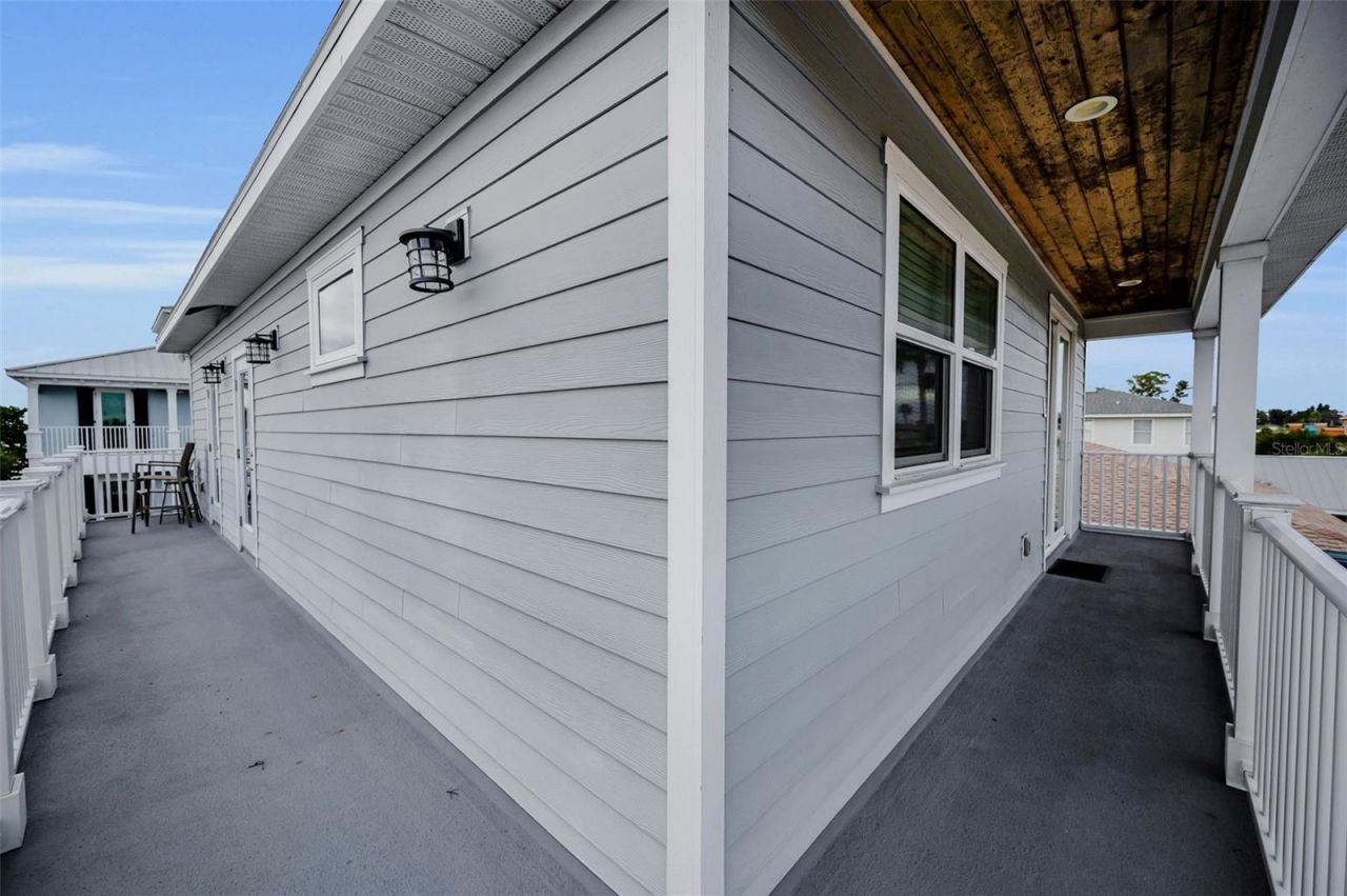 204 Gulf Boulevard, Indian Rocks Beach, FL 33785 Photo