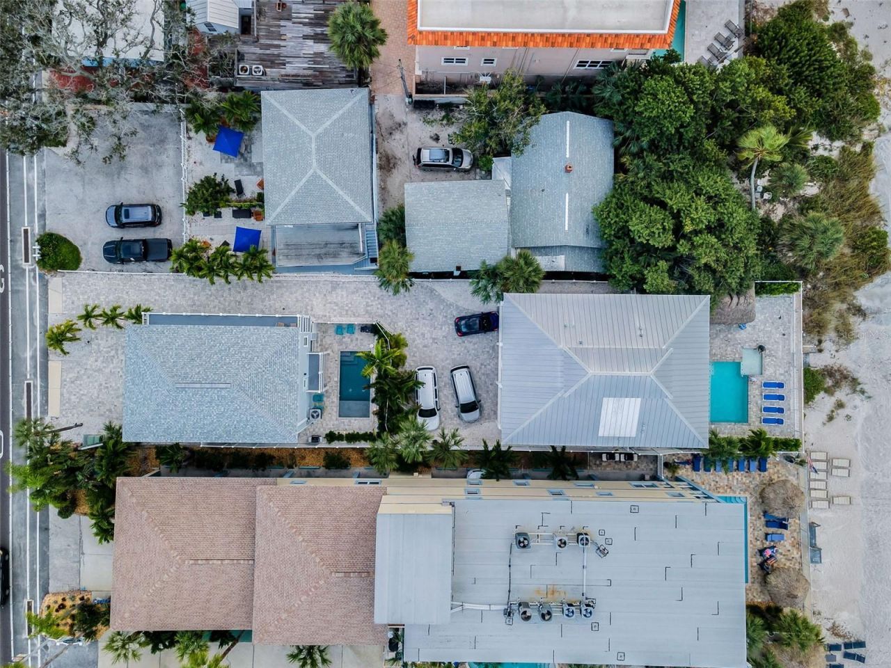 204 Gulf Boulevard, Indian Rocks Beach, FL 33785 Photo