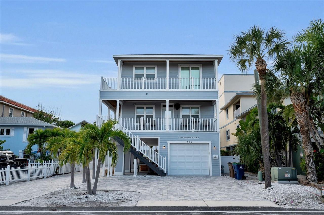 204 Gulf Boulevard, Indian Rocks Beach, FL 33785 Photo