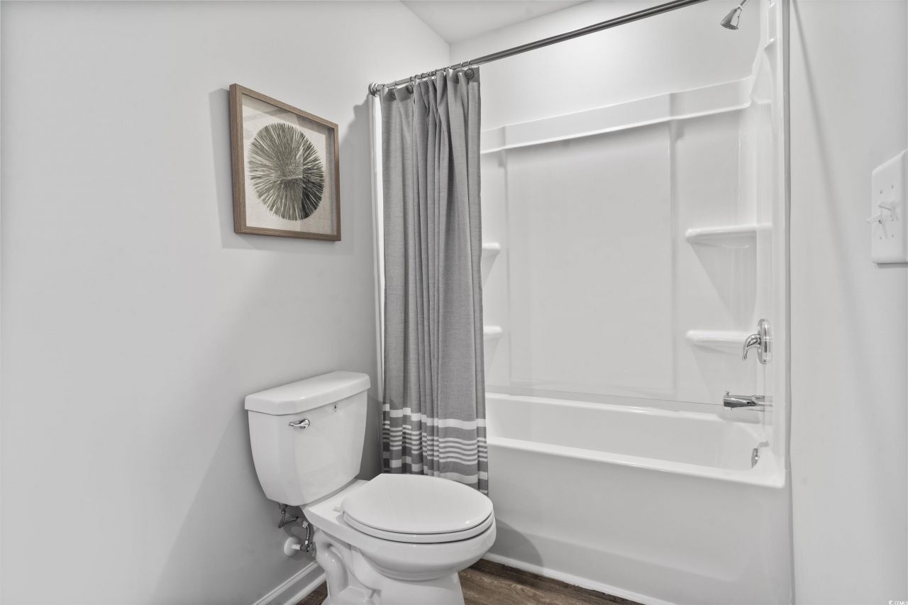 121 Hoffman Park Dr. Photo 27