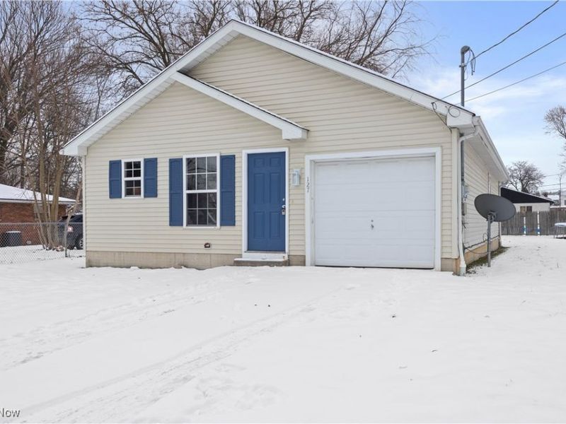 127 Parmely Avenue, Elyria, OH 44035 Photo 2