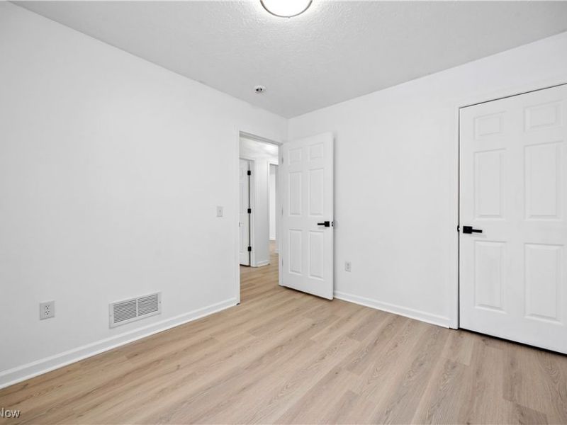 127 Parmely Avenue, Elyria, OH 44035 Photo 24