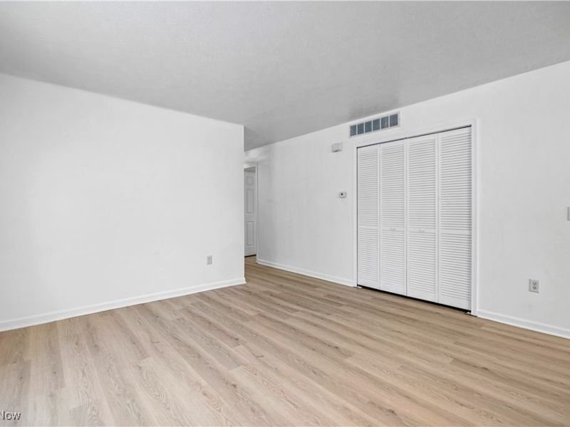 127 Parmely Avenue, Elyria, OH 44035 Photo 8