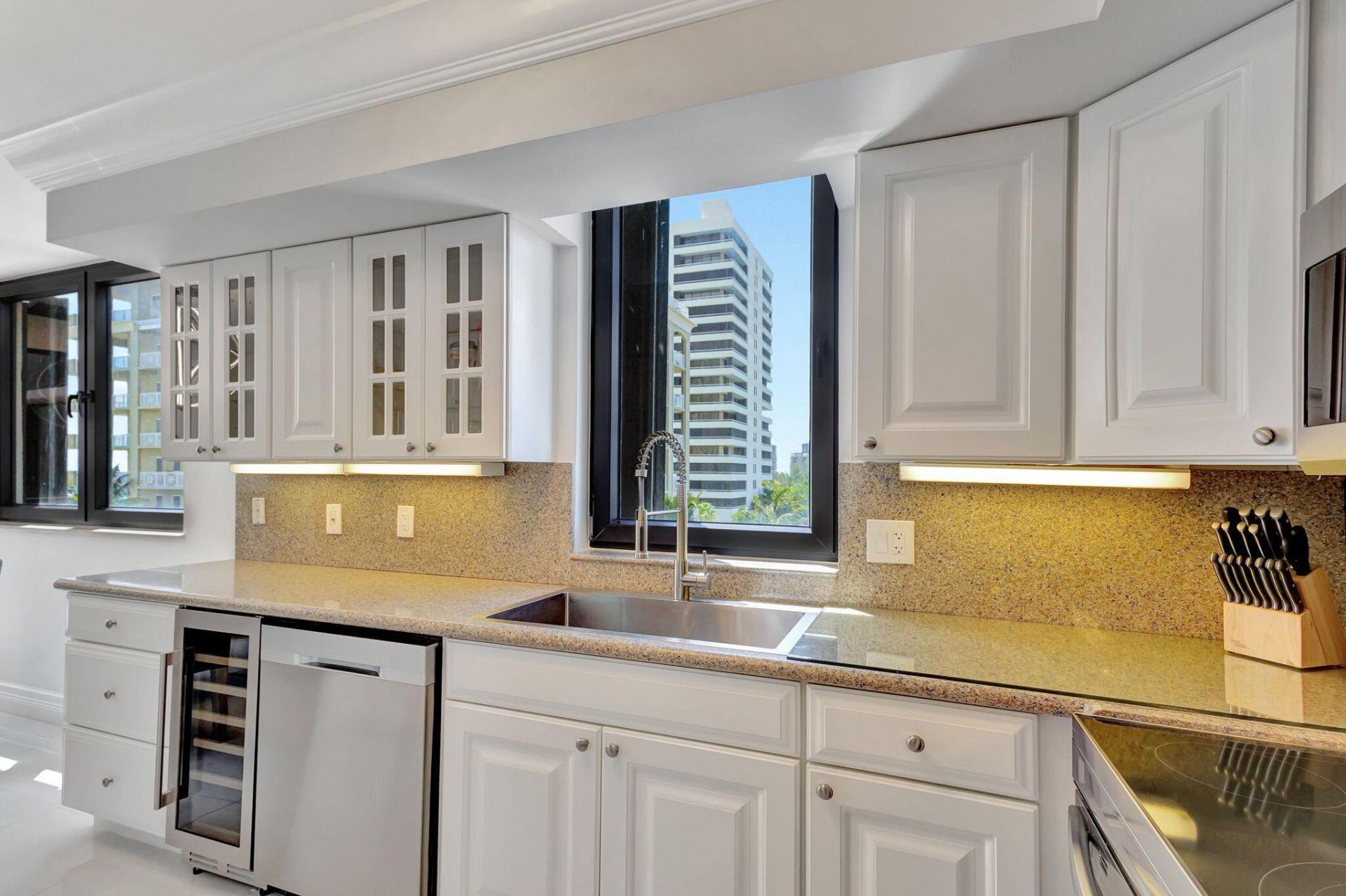 5380 N Ocean Drive, Unit 5a, Singer Island, FL 33404 Photo