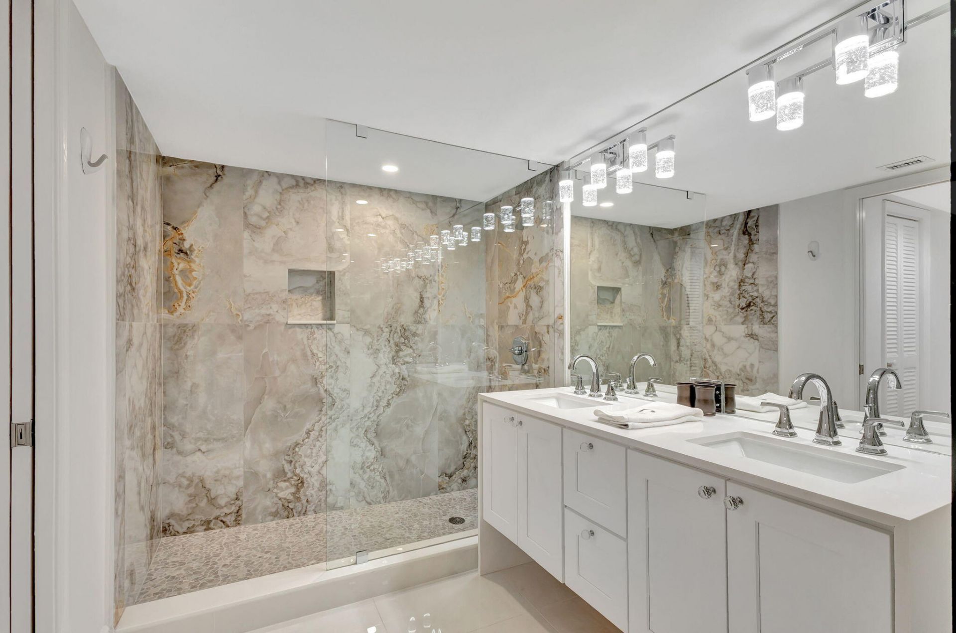 5380 N Ocean Drive, Unit 5a, Singer Island, FL 33404 Photo