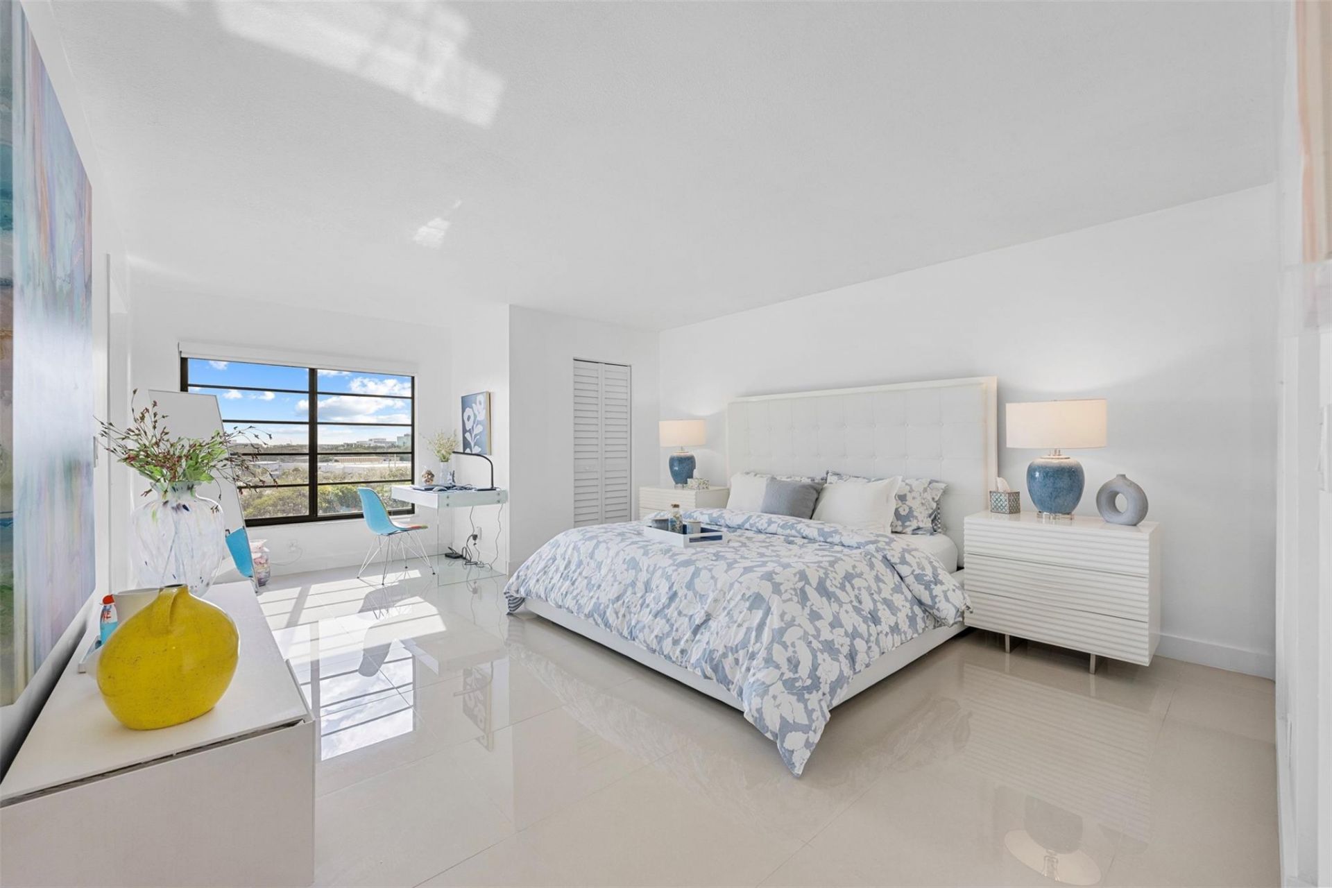 2202 S Cypress Bend Drive, Unit 606, Pompano Beach, FL 33069 Photo