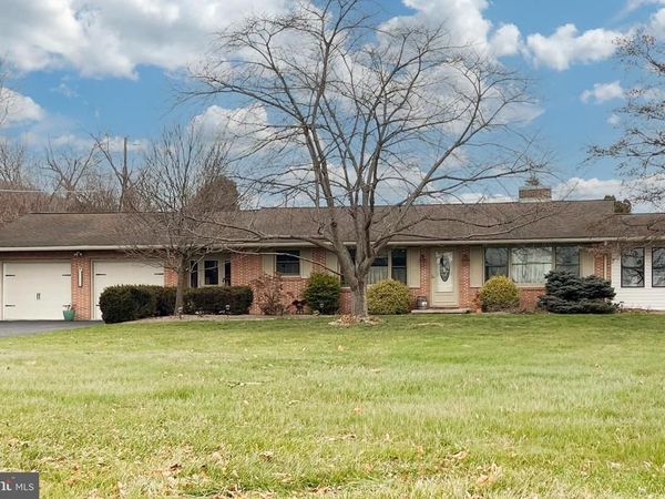 3284 FRIEDENSBURG, OLEY, PA 19547