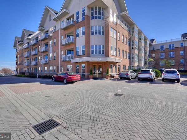 23 PIERSIDE DRIVE, Unit 201, BALTIMORE, MD 21230