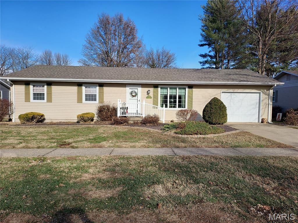 1509 Killarney Drive, Greenville, IL 62246 Main Photo