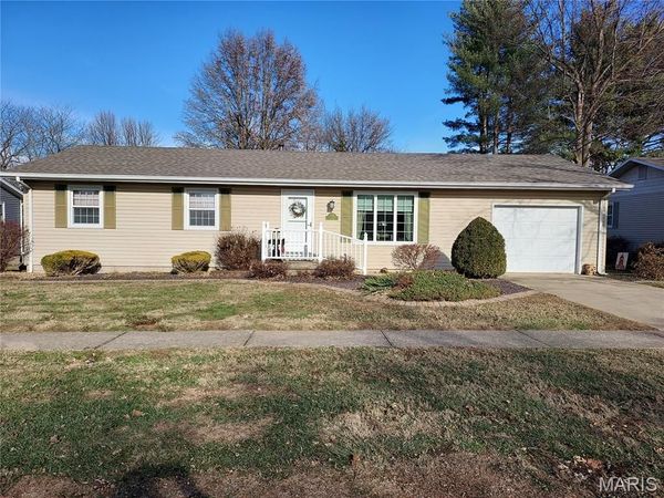 1509 Killarney Drive, Greenville, IL 62246