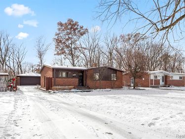 27051 Avondale Street, Inkster, MI 48141