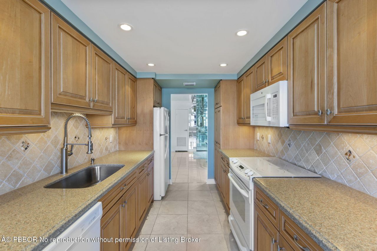 3546 S Ocean Boulevard, Unit 601, Palm Beach, FL 33480 Photo