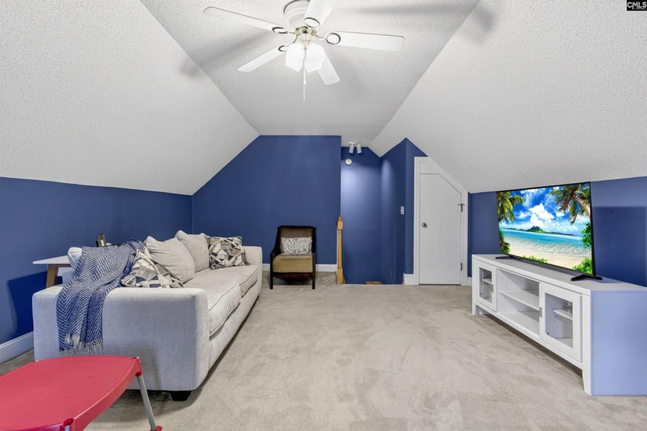 200 Big Leaf Circle Photo 14