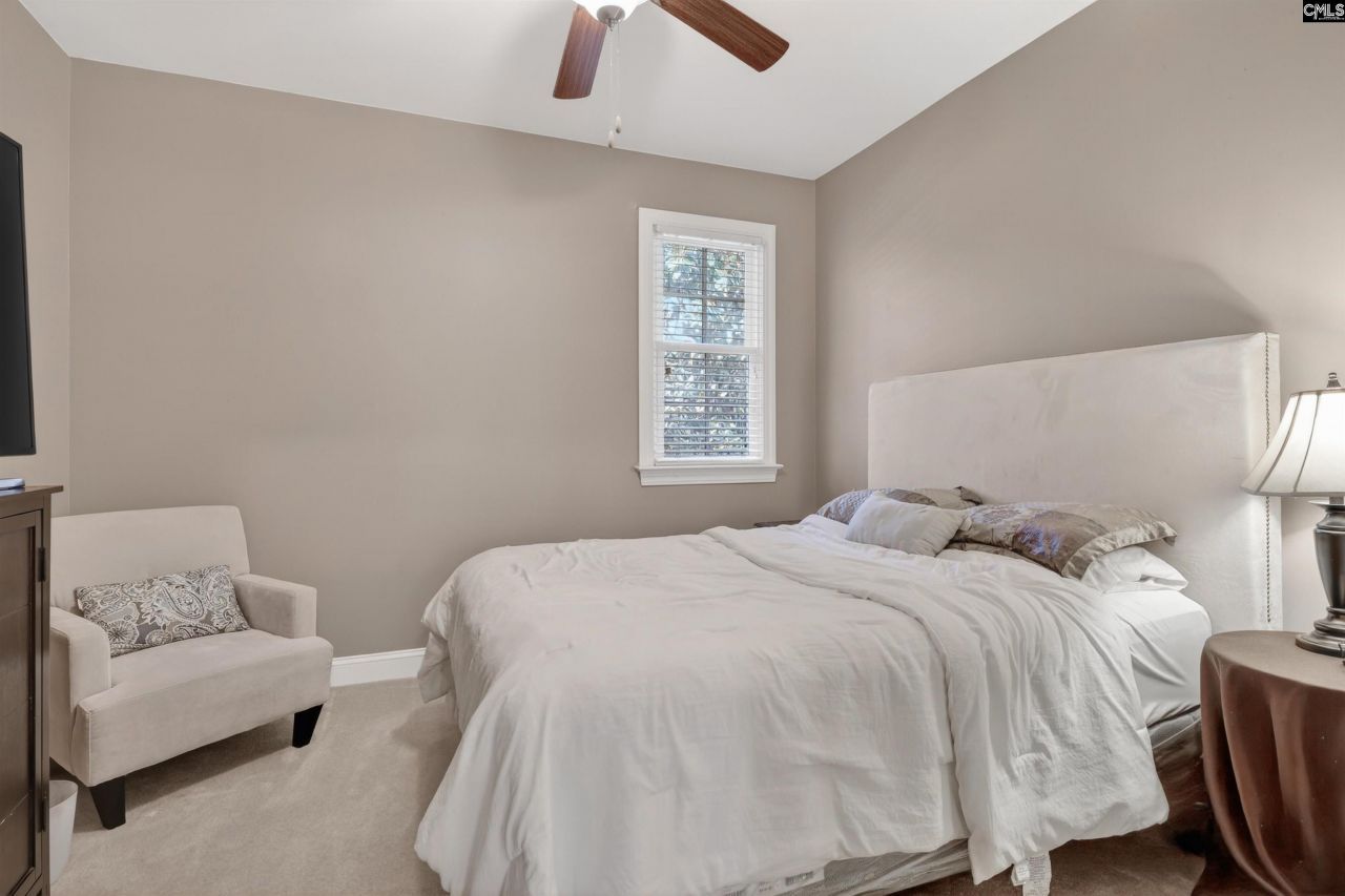 200 Big Leaf Circle Photo 22