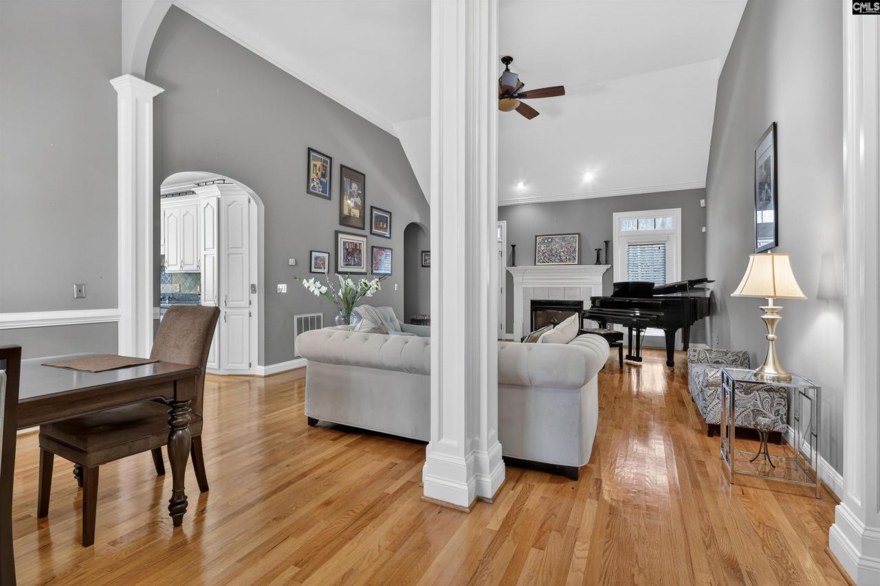 200 Big Leaf Circle Photo 4