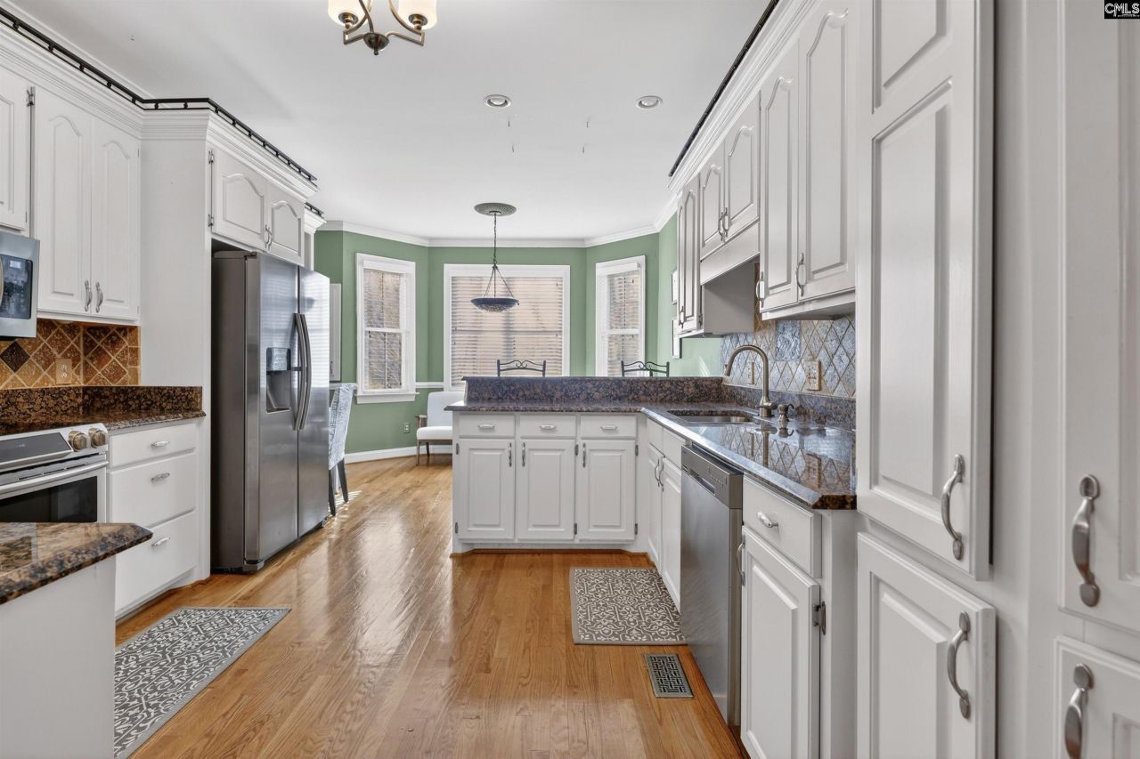 200 Big Leaf Circle Photo 7