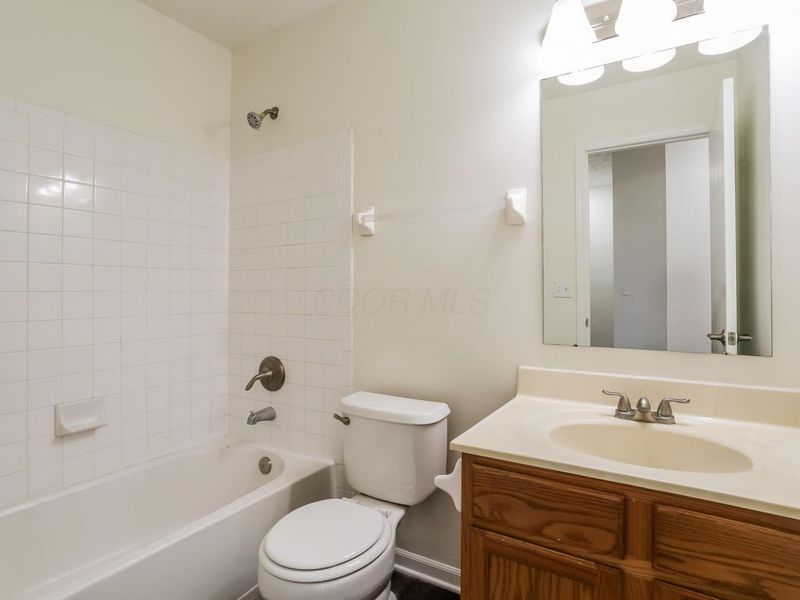 5167 Algean Drive, Canal Winchester, OH 43110 Photo 7