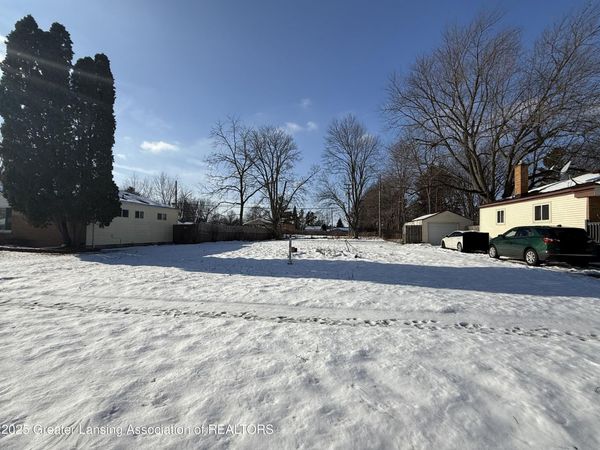 1115 Boynton Drive, Lansing, MI 48917