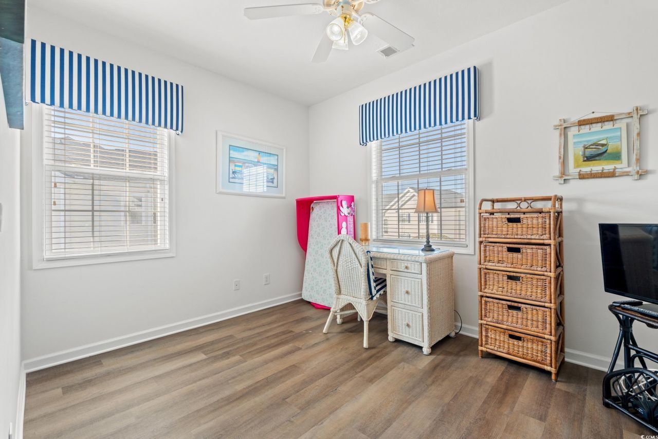 901 West Port Dr. Photo 19