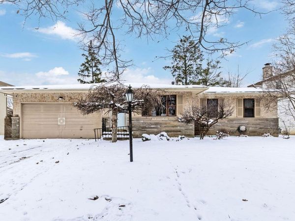 1705 Ivyhill Loop S, Columbus, OH 43229