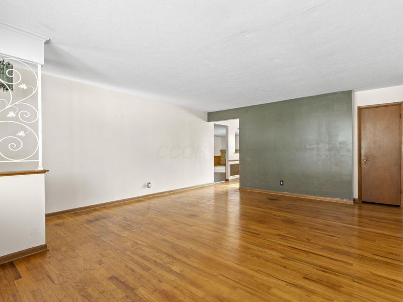 1705 Ivyhill Loop S, Columbus, OH 43229 Photo 11