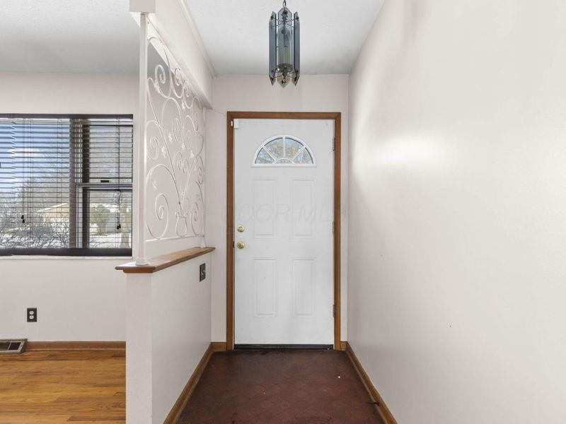 1705 Ivyhill Loop S, Columbus, OH 43229 Photo 8