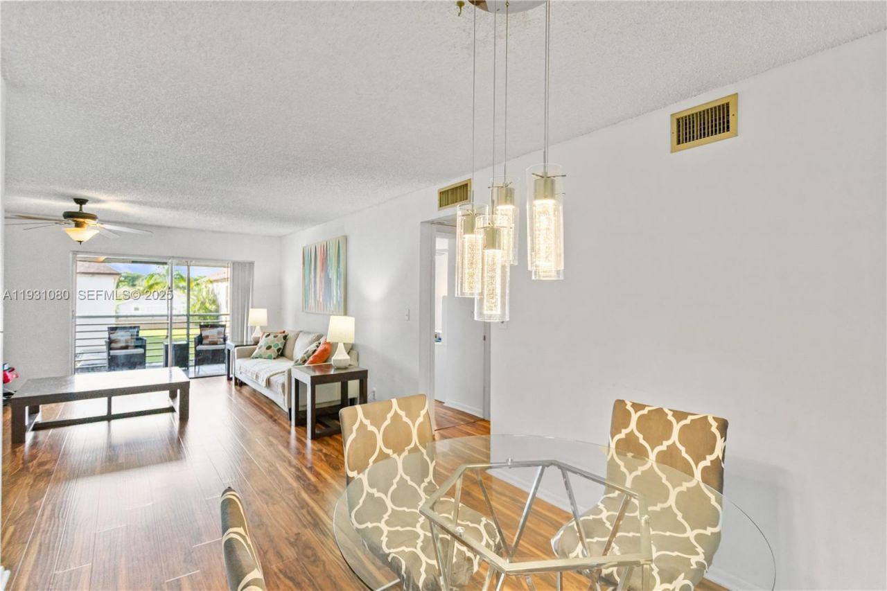 447 N Laurel, Unit 1906, Margate, FL 33063 Photo