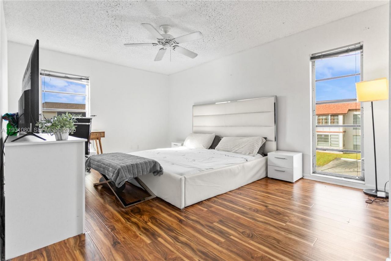 447 N Laurel, Unit 1906, Margate, FL 33063 Photo