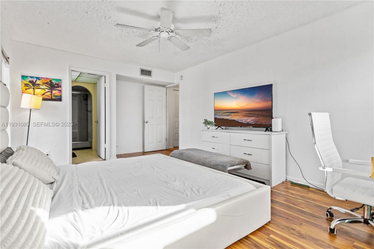 447 N Laurel, Unit 1906, Margate, FL 33063 Photo