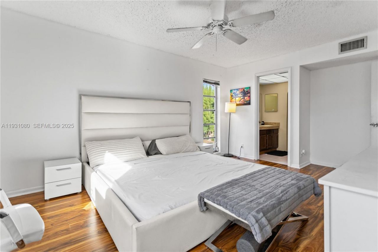 447 N Laurel, Unit 1906, Margate, FL 33063 Photo