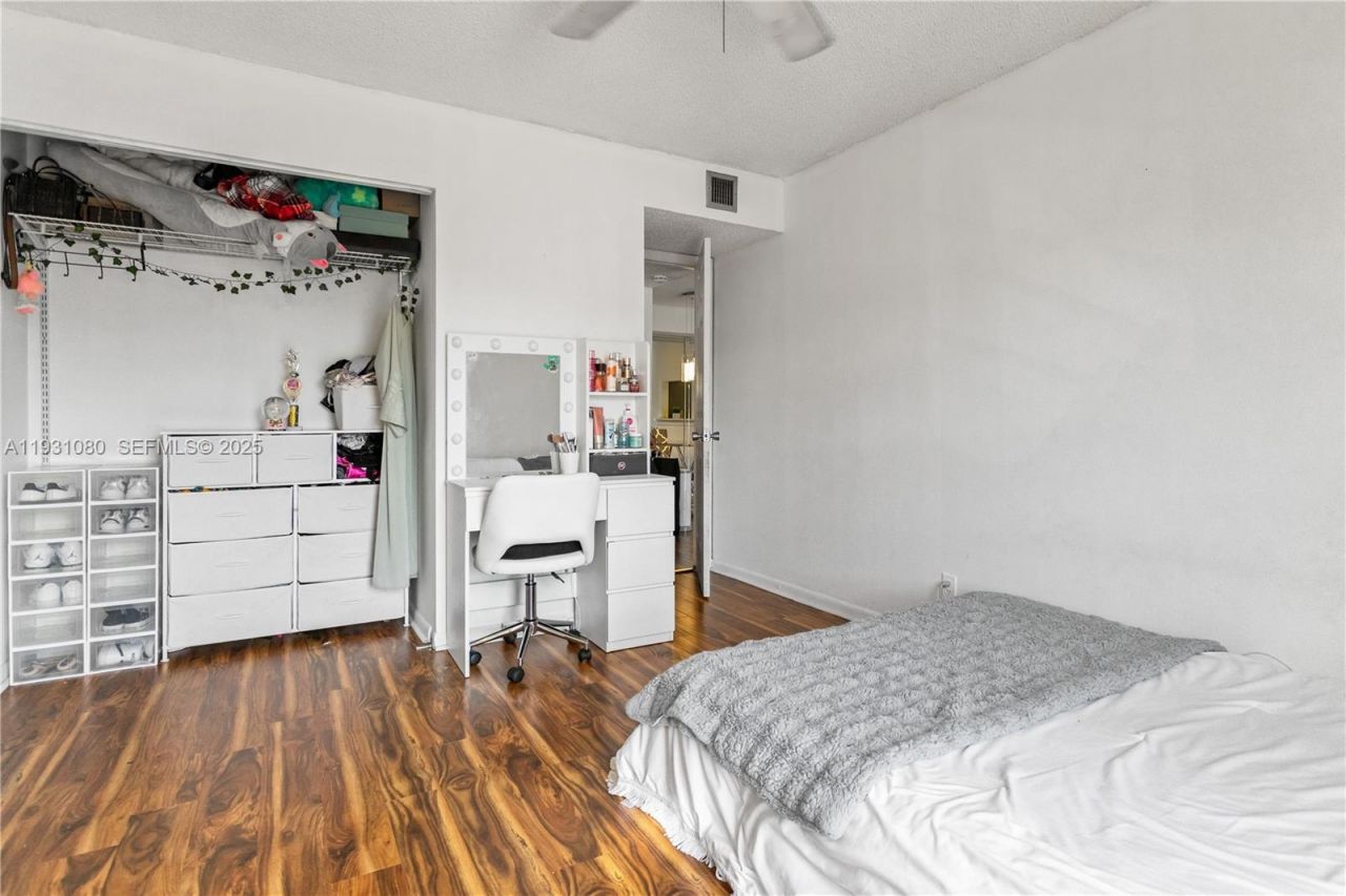 447 N Laurel, Unit 1906, Margate, FL 33063 Photo