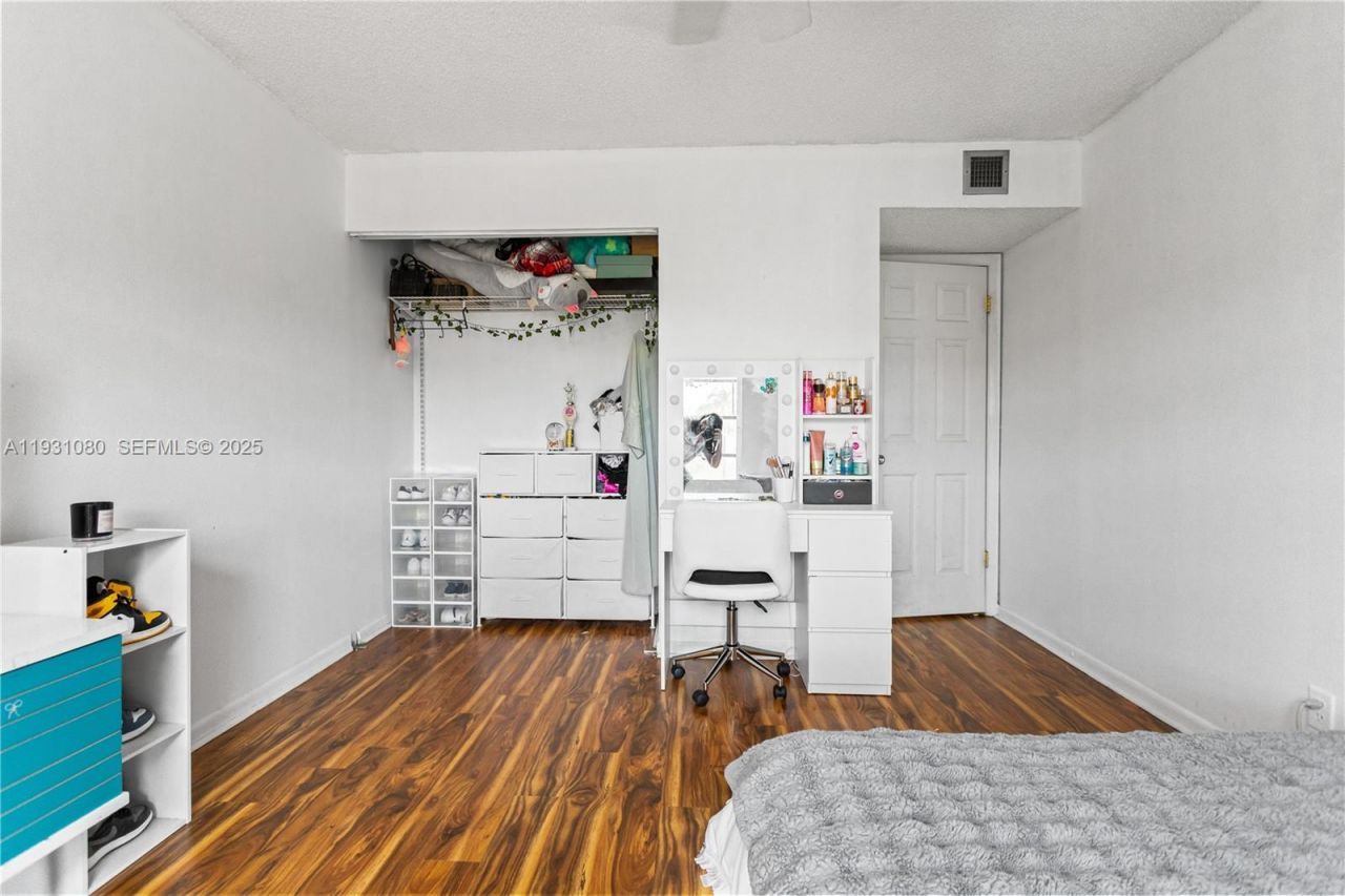 447 N Laurel, Unit 1906, Margate, FL 33063 Photo