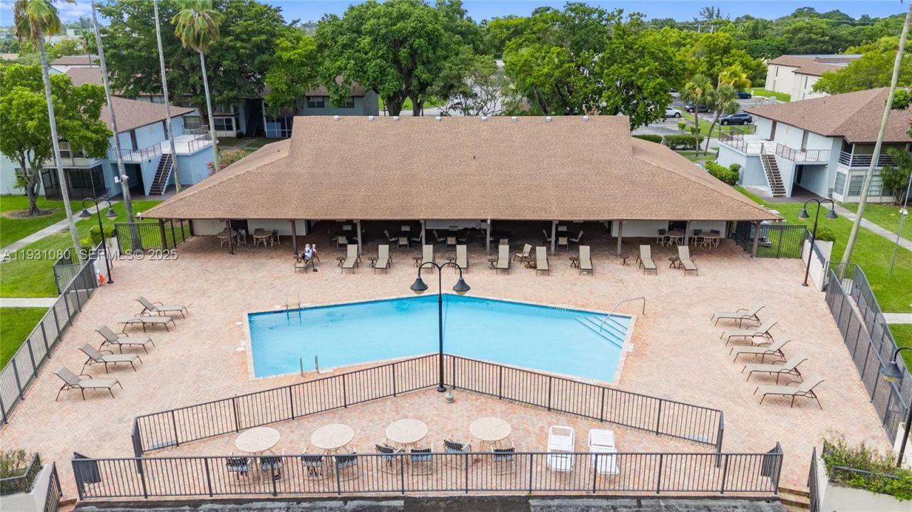 447 N Laurel, Unit 1906, Margate, FL 33063 Photo