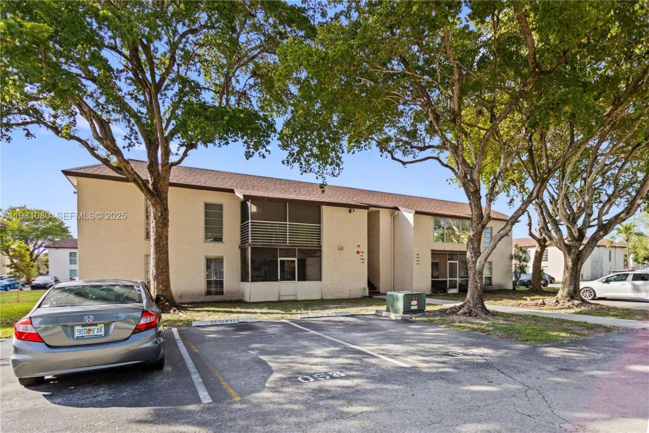 447 N Laurel, Unit 1906, Margate, FL 33063 Photo