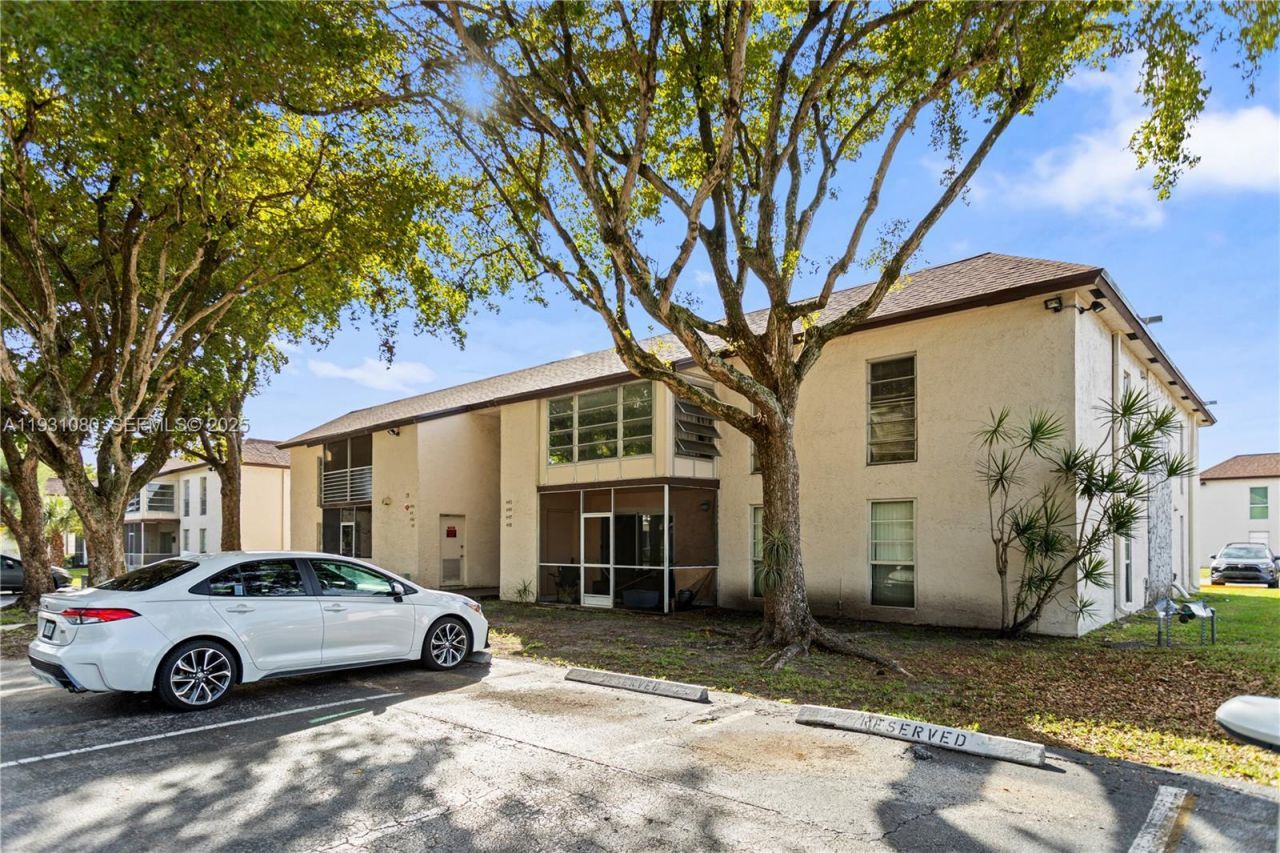 447 N Laurel, Unit 1906, Margate, FL 33063 Photo