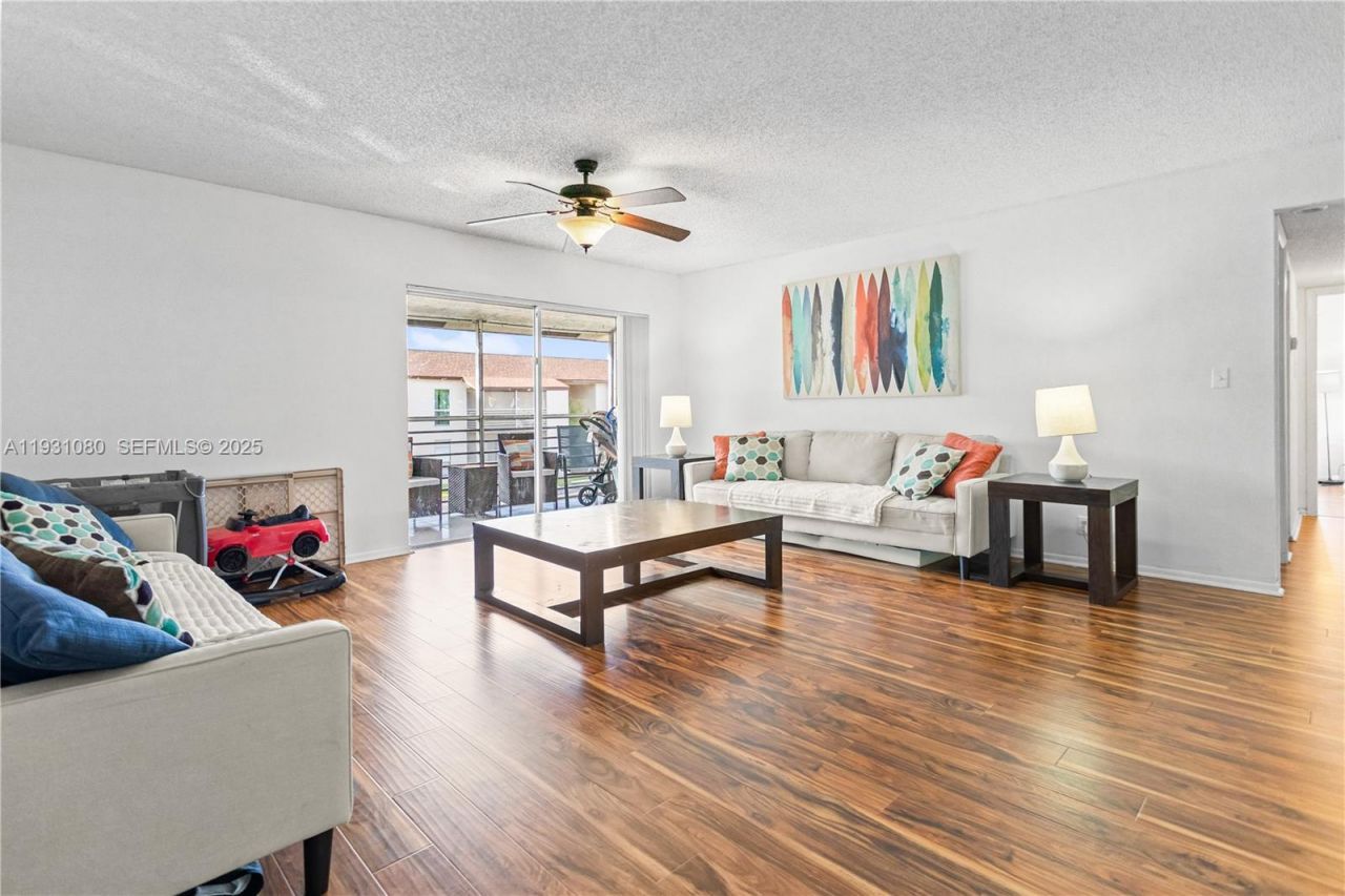 447 N Laurel, Unit 1906, Margate, FL 33063 Photo