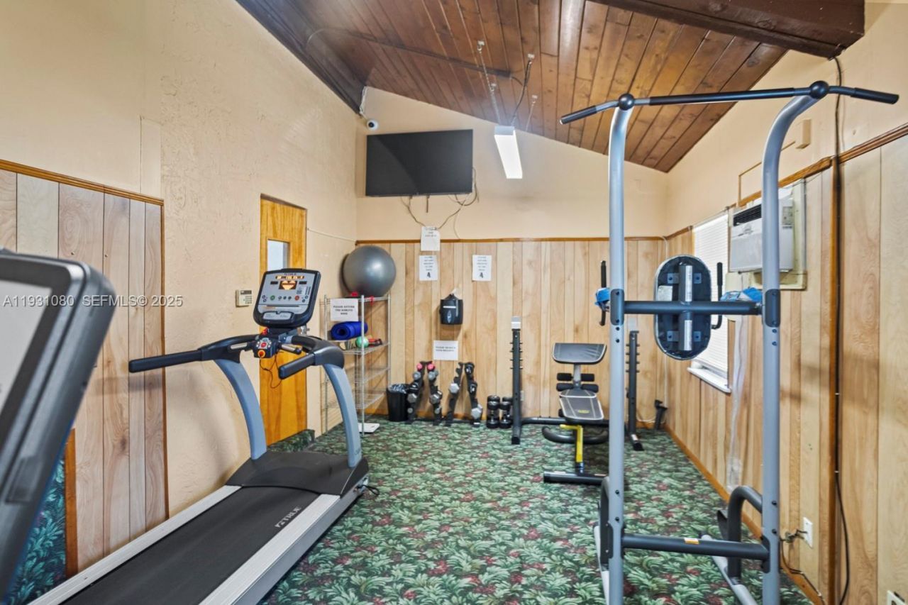 447 N Laurel, Unit 1906, Margate, FL 33063 Photo