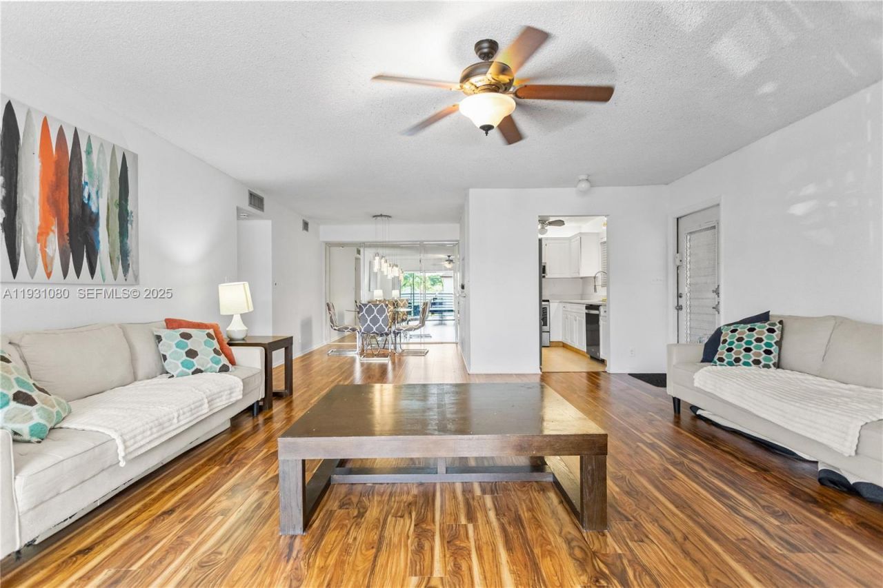 447 N Laurel, Unit 1906, Margate, FL 33063 Photo